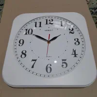 ساعت دیواری نو مربع