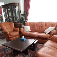 مبل هفت نفره چرم|مبلمان خانگی و میز عسلی|تهران, والفجر|دیوار