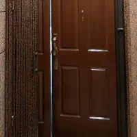 درب آپارتمان دو لنگه