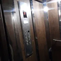 ۸۵ آفتابگیرآسانسوپارکینگ مطهری شمالی شفا هدایت