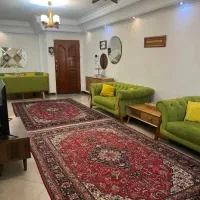 ۸۰ متر / خوش نقشه / زیر قیمت منطقه
