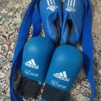 دستکش و پا بند و کمربند کاراته  .. و کلاه بکس