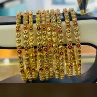 یک عدد النگو داریوش