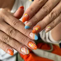 کاشت ناخن|خدمات آرایشگری و زیبایی|شیراز, گلدشت معالی‌آباد|دیوار