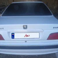 ماشین پژو پارس سال 1402رنگ سفیدبدون خش