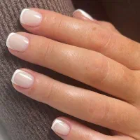 آموزش و خدمات ناخن