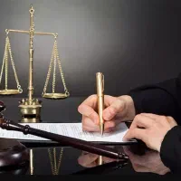 وکیل دادگستری