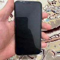ایفون xs