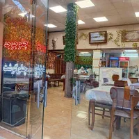 نیروساده وکمک اشپز اشپزخانه رستوران4نفر خانم واقا