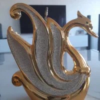 دکوری قو طلایی