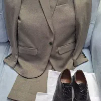 فروش یک دست کت وشلوار وکفش مجلسی