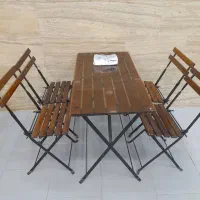 میز و صندلی