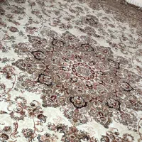 تعدادی فرش مختلف قیمت توضیحات