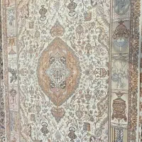 فرش ابریشم تبریز ، ۶ متری، در حد نو