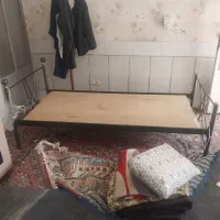 تخت خواب یک نفره