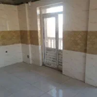 شاگرد کاشی کاری روزی ۷۰۰