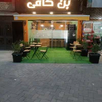استخدام نیروی باریستا خانم بابت کار در کافه