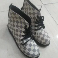 پوتین های نو وتک سایز|کیف، کفش، کمربند|آستانه اشرفیه, |دیوار