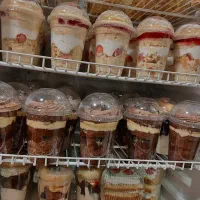 کیک لیوانی .کیک خیس|خوردنی و آشامیدنی|اهواز, کوی مندلی(سه راه خرمشهر)|دیوار