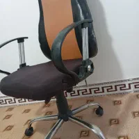 صندلی چرخشی سالم|صندلی و نیمکت|سرپل ذهاب, |دیوار