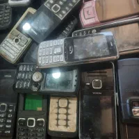 خریدار گوشی های قدیمی خراب