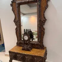 آینه و کنسول چوبی در حد نو