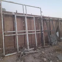 درب.پنچره.چهارپایه.درب حیاط بااندازه های مختلف|مصالح و تجهیزات ساختمان|شیراز, انجیره|دیوار