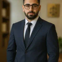 مشاوره با وکلای متخصص