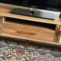 میز تلویزیون در حد نو