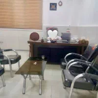 میز اداری با صندلی ها نو