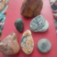 سنگ های زینتی ودکوری  قشنگ