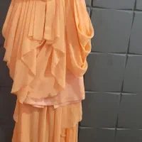 لباس دکولته مجلسی دنباله دار