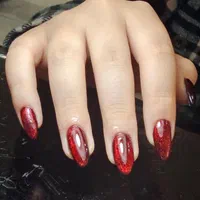 خدمات کاشت ناخن پودنک|خدمات آرایشگری و زیبایی|شیراز, پودنک|دیوار