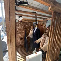 ویترین چوب فر‌وشی