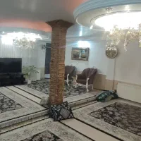 سه-طبقه-روی-پیلوت-کوی-بسیجیان