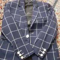 کت تک پیراهن سفید نگیندار