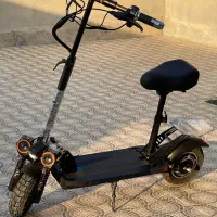 اسکوتر برقی درحد نو فقط چند ماهی استفاده شده