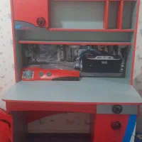 میز تحریر طرح فراری