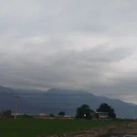 نگهبانی زمین کشاورزی همراه با خانواده