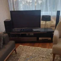 تلوزیون پاناسونیک پلاسما ۴۲ اینچ ومیز زیر تلوزیون