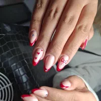 کاشت ناخن|خدمات آرایشگری و زیبایی|گنبد کاووس, |دیوار