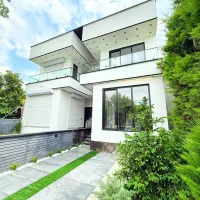 ویلای-دوبلکس