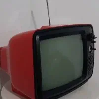 تلویزیون خراب سوخته شکسته