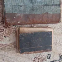 سکه و کتاب قدیمی|کلکسیون اشیاء عتیقه|بجنورد, |دیوار