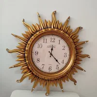 ساعت طرح خورشیدی