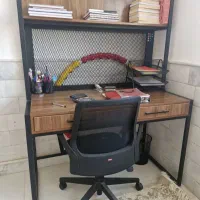 میز تحریر همراه صندلی چرخدار