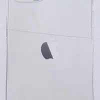 اپل iPhone 13 با حافظهٔ ۱۲۸ گیگابایت