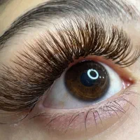 اکستنشن و لیفت مژه با قیمت مناسب