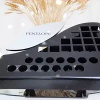 جای وسایل لوازم آرایشی رو میزی مخصوص سالن