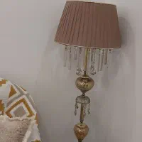 یکدست میز ناهار خوری ویک عدد آباژور